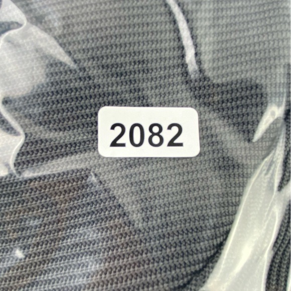 Spyder Men's Gray/Black 1/4 Zip Core Sweater Men's size Large - Picture 9 of 10